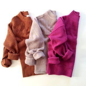 NOT SO MYSTERY BOX Universal Thread Mock Turtleneck Sweater SZ Small XS Womens